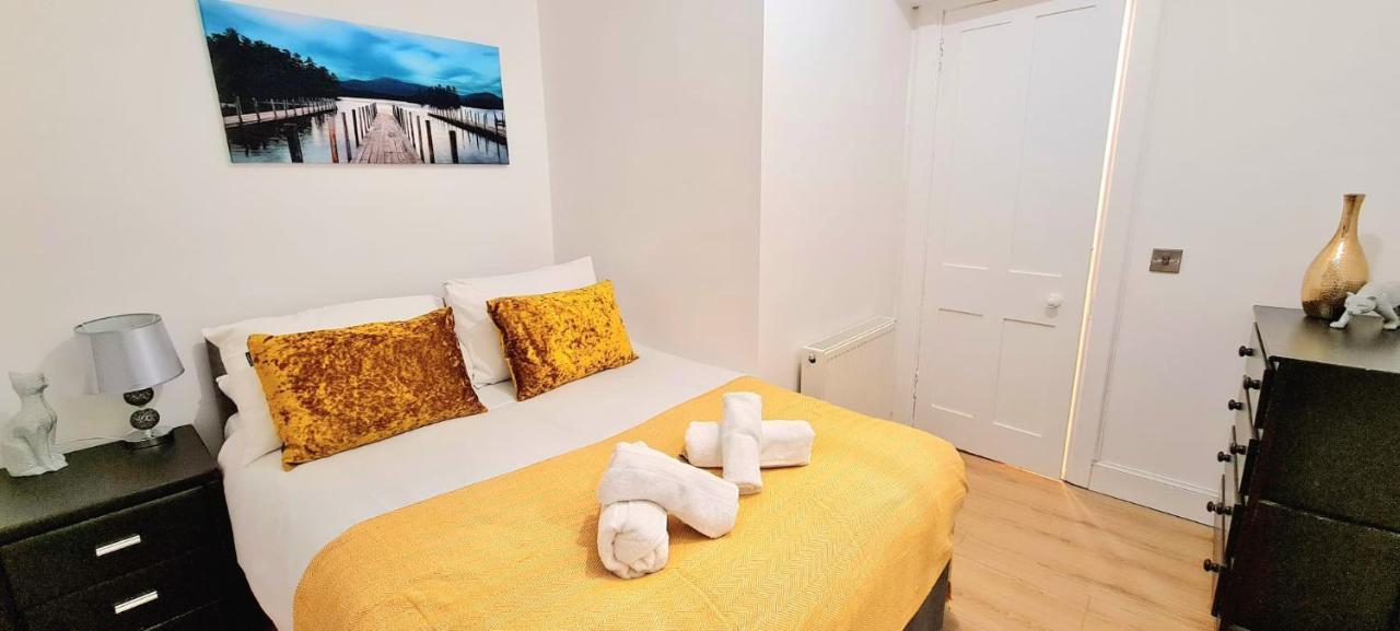 Stunning Modern 3 Bedroom Apartment Edinburgh Bagian luar foto