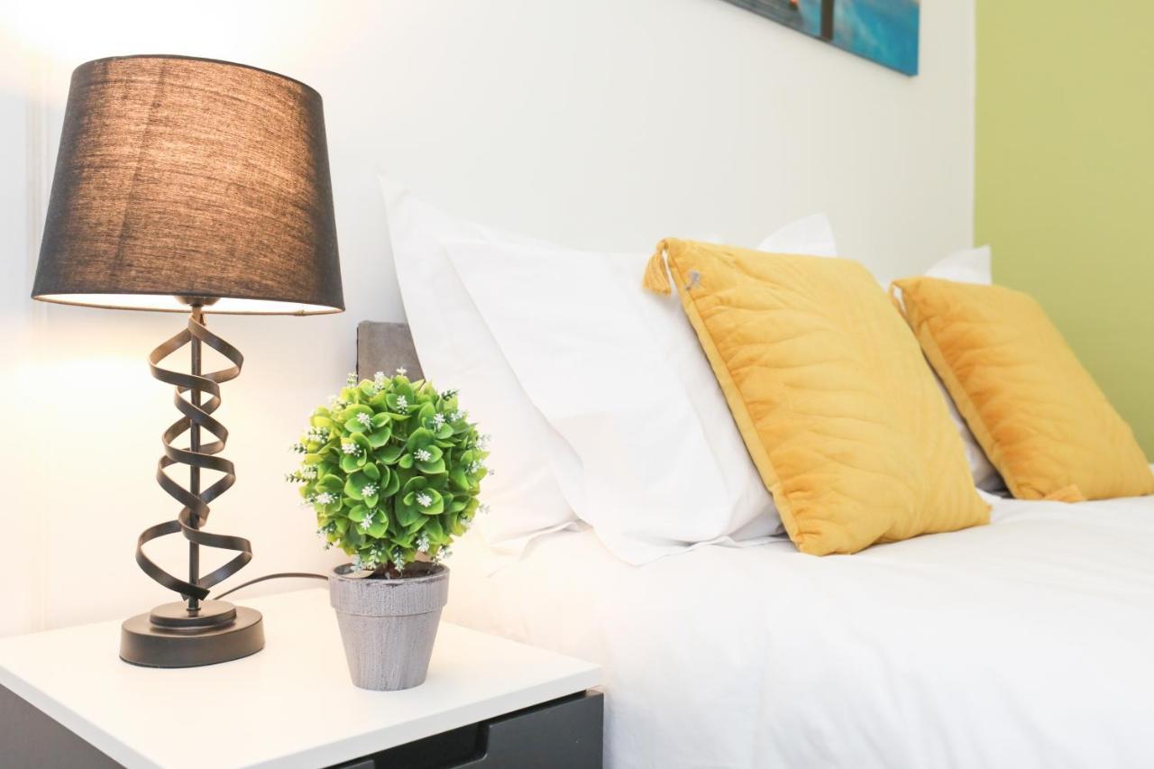 Stunning Modern 3 Bedroom Apartment Edinburgh Bagian luar foto