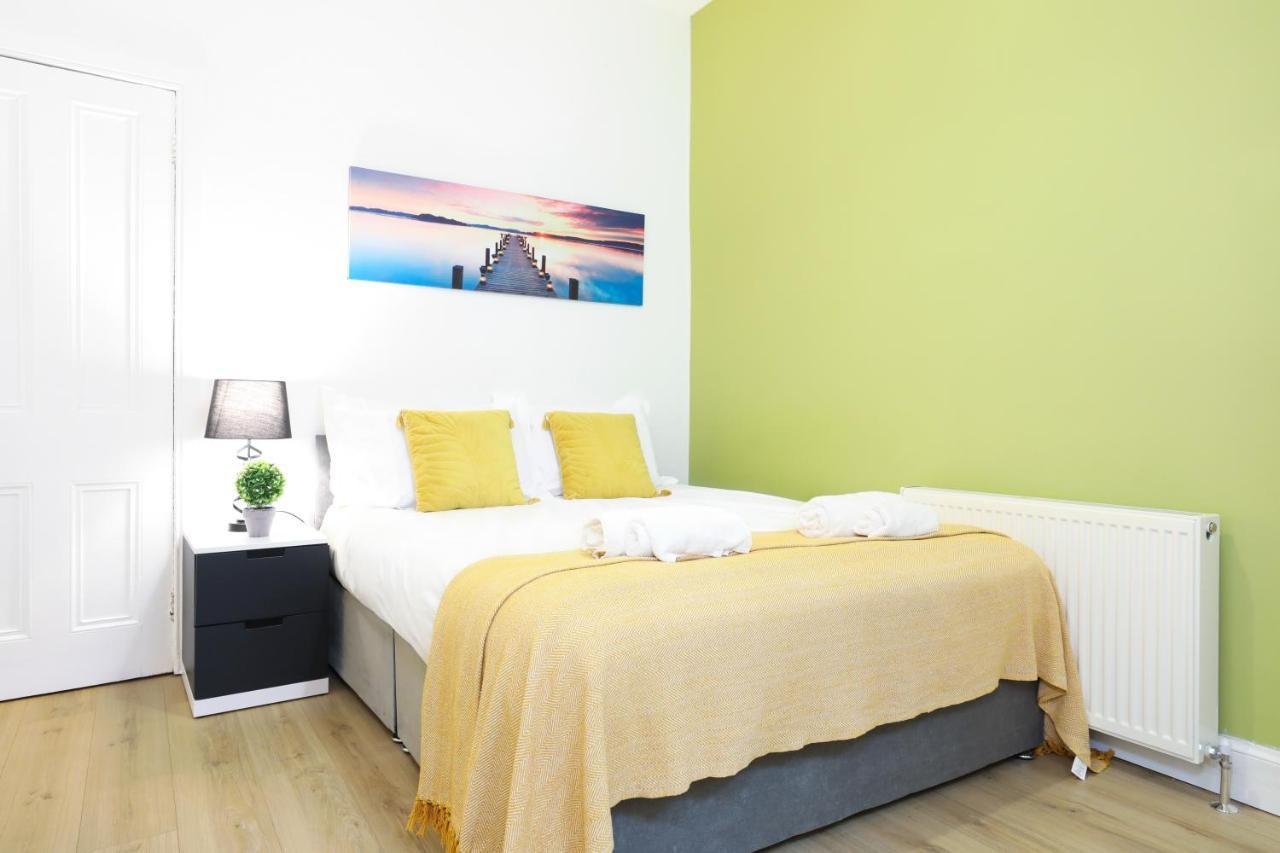 Stunning Modern 3 Bedroom Apartment Edinburgh Bagian luar foto