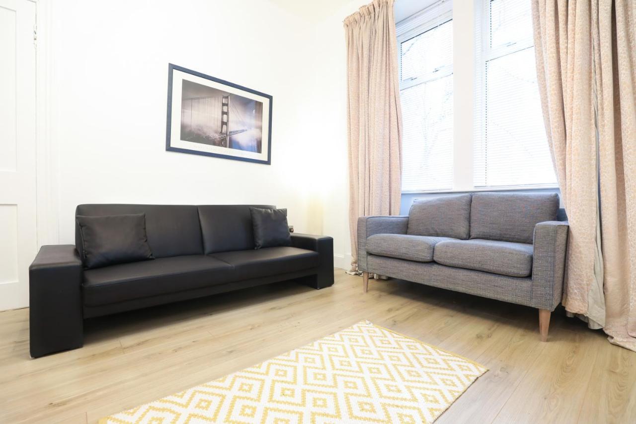 Stunning Modern 3 Bedroom Apartment Edinburgh Bagian luar foto