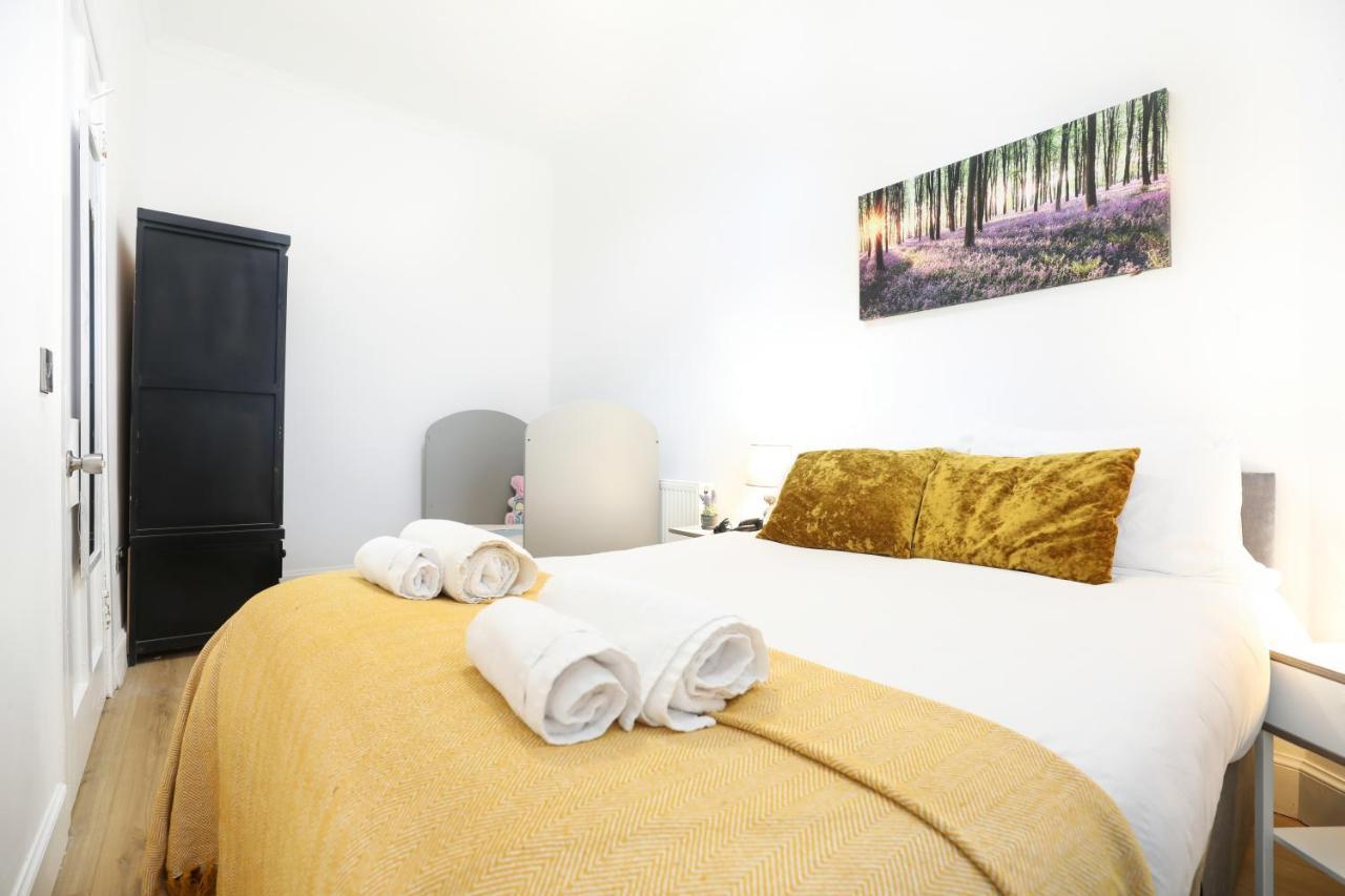 Stunning Modern 3 Bedroom Apartment Edinburgh Bagian luar foto