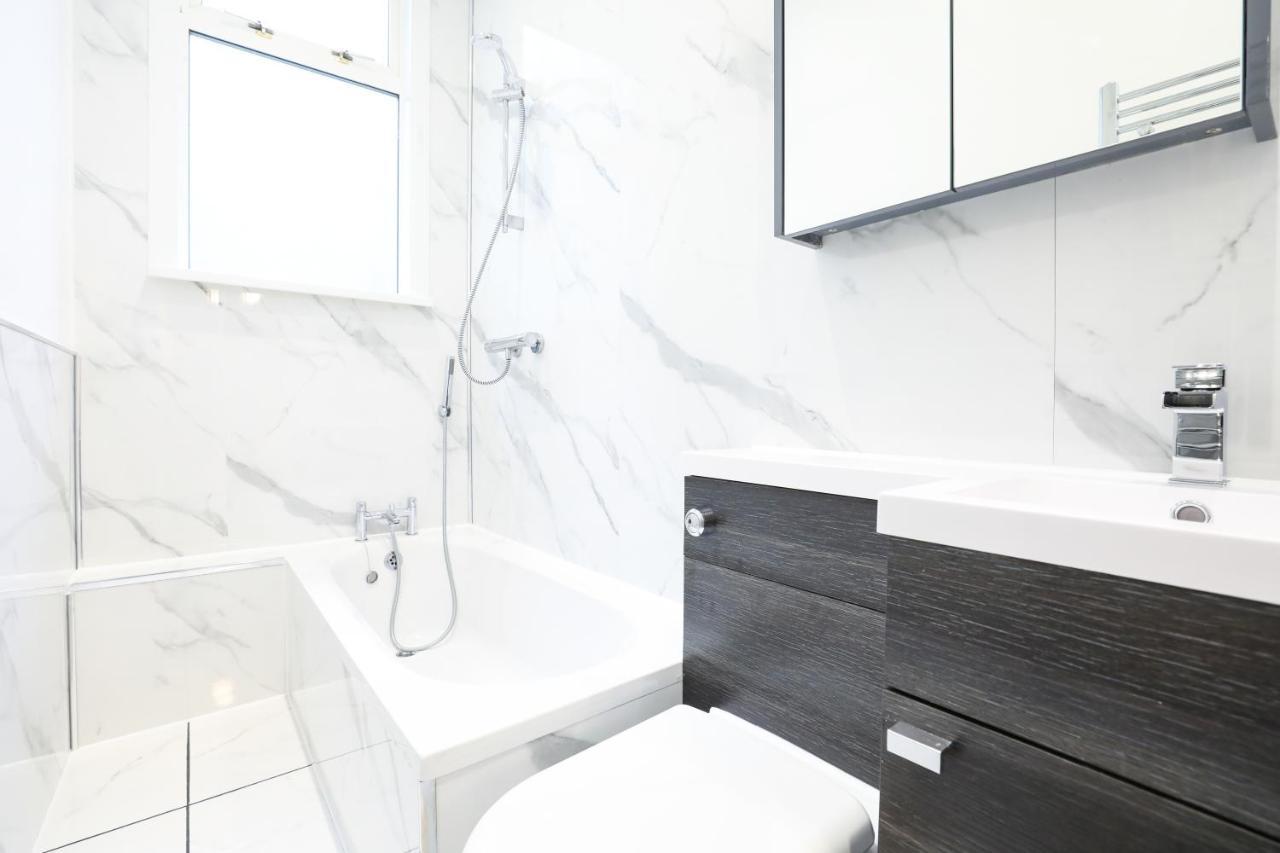Stunning Modern 3 Bedroom Apartment Edinburgh Bagian luar foto