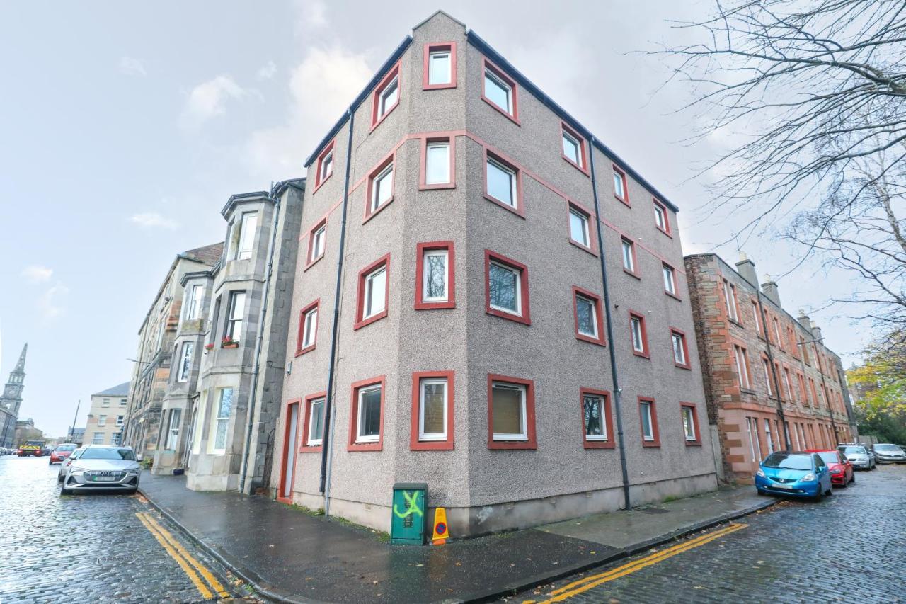 Stunning Modern 3 Bedroom Apartment Edinburgh Bagian luar foto