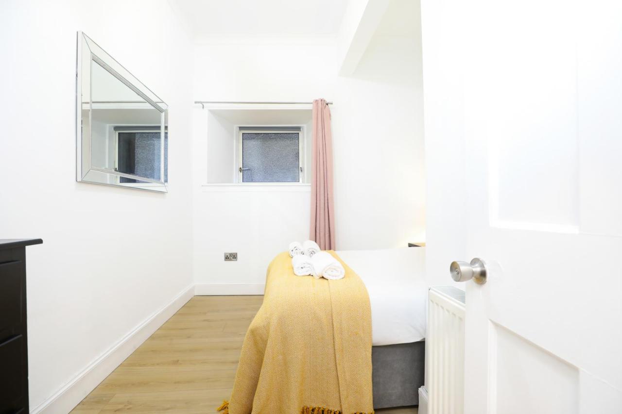 Stunning Modern 3 Bedroom Apartment Edinburgh Bagian luar foto